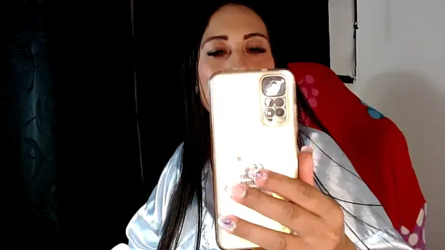 carolinalovee  online show from 01/11/25, 04:38