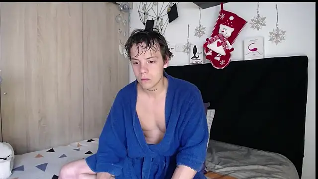 Snapshot of Santiago_kiler chatting on 12/03/25, 01:31 Santiago kiler online show from 12/03/25, 01:31