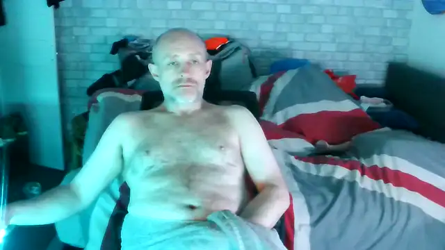 Snapshot of HnH69 chatting on 02/19/26, 05:36 HnH69 online show from 02/19/26, 05:36