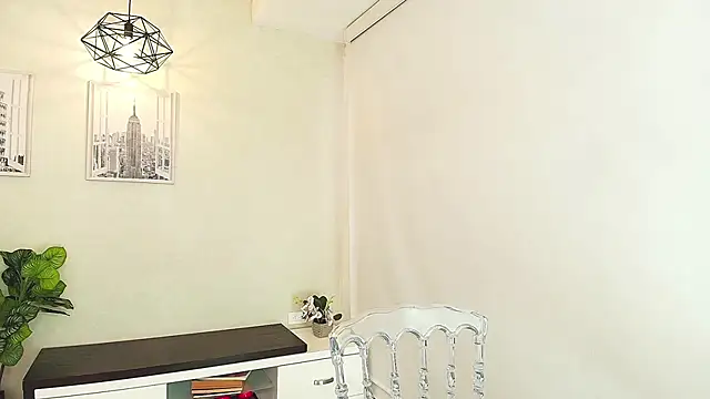 Sassy--Girl online show from 09/18/25, 06:10