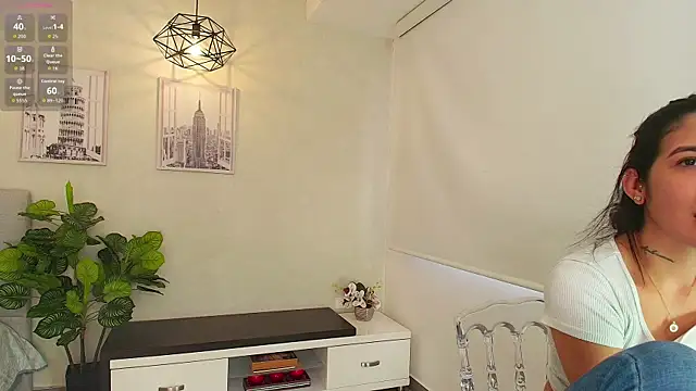 Sassy--Girl online show from 09/25/25, 06:11