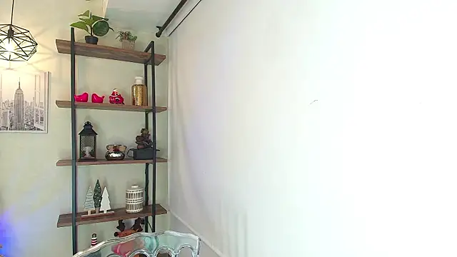 Sassy--Girl online show from 12/01/25, 06:13