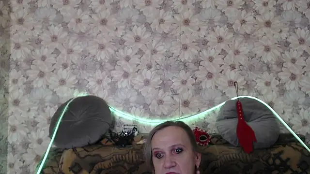 MissBekker online show from 03/10/26, 10:59