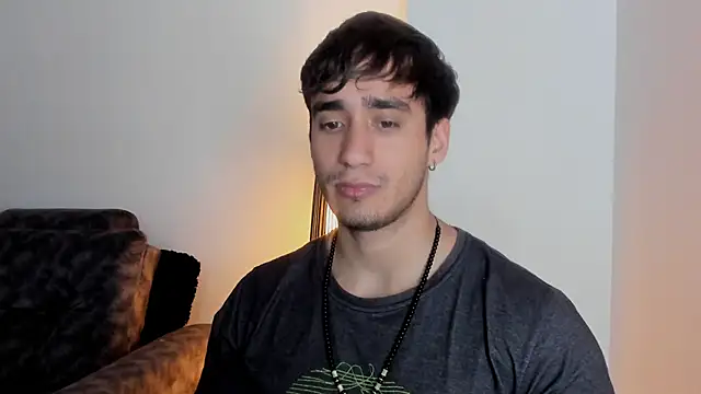 Snapshot of AlexRivera6 chatting on 11/24/25, 07:46 AlexRivera6 online show from 11/24/25, 07:46