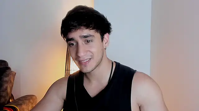 Snapshot of AlexRivera6 chatting on 12/01/25, 12:59 AlexRivera6 online show from 12/01/25, 12:59