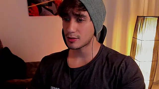 AlexRivera6 online show from 05/01/26, 06:34