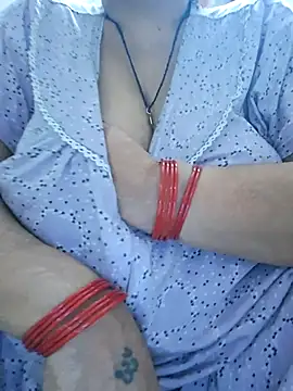 Snapshot of Kavya_XX chatting on 11/02/25, 04:31 Kavya XX online show from 11/02/25, 04:31