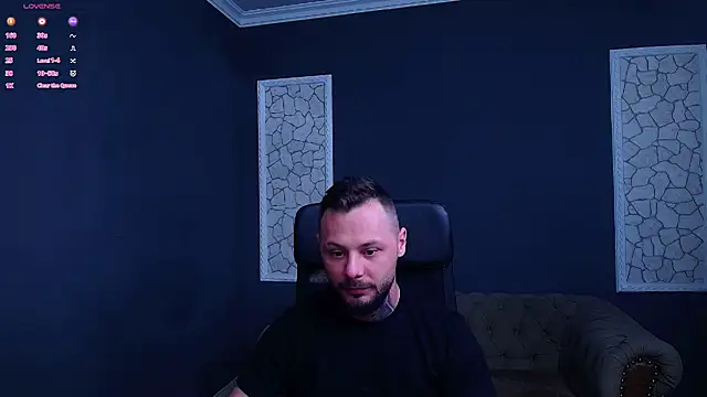 Snapshot of BrianHunts chatting on 11/06/25, 05:52 BrianHunts online show from 11/06/25, 05:52