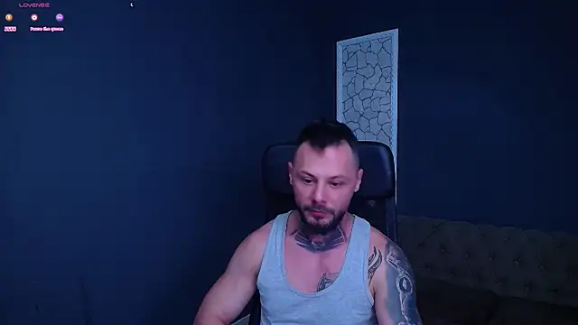 Snapshot of BrianHunts chatting on 11/16/25, 05:57 BrianHunts online show from 11/16/25, 05:57