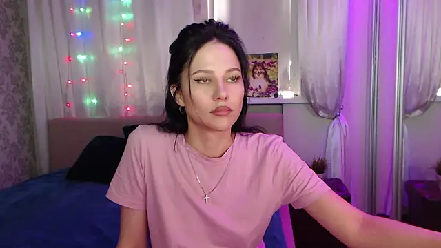 Snapshot of Zlata888 chatting on 09/24/25, 10:51 Zlata888 online show from 09/24/25, 10:51