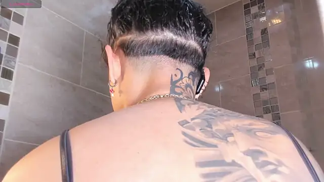 Snapshot of ohyesly_ chatting on 03/29/26, 08:03 ohyesly online show from 03/29/26, 08:03