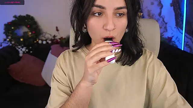 Daphne Moss online show from 01/12/25, 08:57