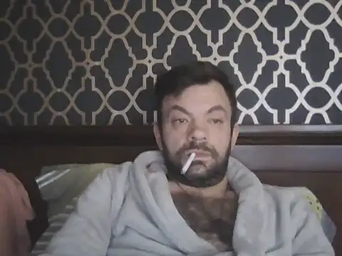 Snapshot of jakerusso chatting on 10/12/25, 06:45 jakerusso online show from 10/12/25, 06:45