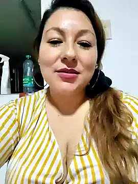 Snapshot of sakotodika chatting on 02/01/25, 01:12 sakotodika online show from 02/01/25, 01:12