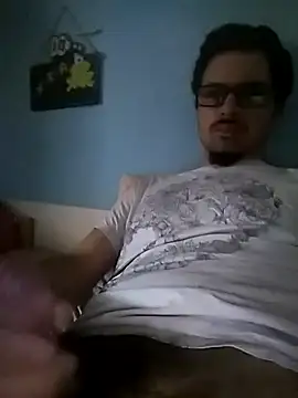 Snapshot of jon763 chatting on 06/17/26, 07:44 jon763 online show from 06/17/26, 07:44