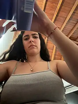 Snapshot of _Niah_ chatting on 01/17/26, 02:05 Niah online show from 01/17/26, 02:05