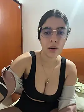 Snapshot of _Niah_ chatting on 02/24/26, 07:23 Niah online show from 02/24/26, 07:23