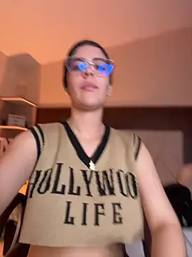 Snapshot of _Niah_ chatting on 03/01/26, 09:06 Niah online show from 03/01/26, 09:06