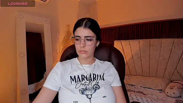 Snapshot of _Niah_ chatting on 03/02/26, 08:37 Niah online show from 03/02/26, 08:37