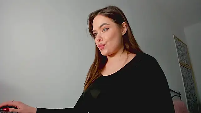 MistressMilana online show from 04/11/26, 04:44