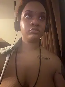 Snapshot of nickytheehawtie chatting on 02/20/26, 04:53 nickytheehawtie online show from 02/20/26, 04:53