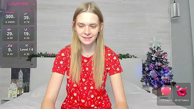 Snapshot of molly_hunt_ chatting on 12/18/24, 05:26 molly hunt online show from 12/18/24, 05:26