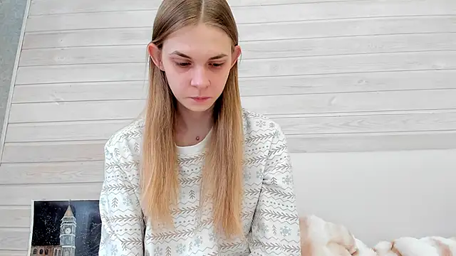 Snapshot of molly_hunt_ chatting on 02/27/25, 02:53 molly hunt online show from 02/27/25, 02:53