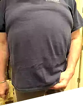 Snapshot of mrwizard4570 chatting on 03/04/26, 07:58 mrwizard4570 online show from 03/04/26, 07:58