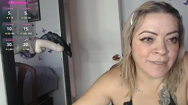 Snapshot of LIila28six chatting on 01/29/25, 12:56 LIila28six online show from 01/29/25, 12:56