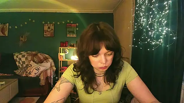 Snapshot of ClancyMorissey chatting on 04/15/26, 04:58 ClancyMorissey online show from 04/15/26, 04:58