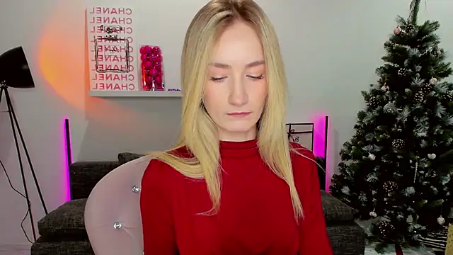 bella  rose online show from 12/25/24, 06:09