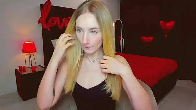 bella  rose online show from 02/15/25, 06:02