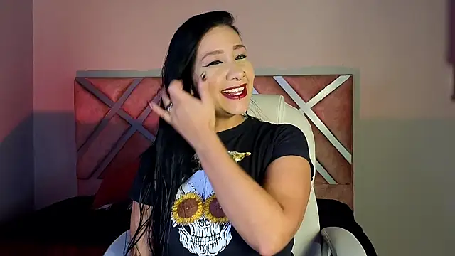 Snapshot of _kelly_hous36 chatting on 02/12/25, 12:22 kelly hous36 online show from 02/12/25, 12:22