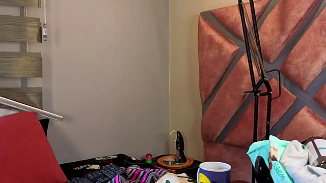 Snapshot of _kelly_hous36 chatting on 11/25/25, 12:49 kelly hous36 online show from 11/25/25, 12:49