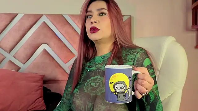 Snapshot of _kelly_hous36 chatting on 12/19/25, 12:45 kelly hous36 online show from 12/19/25, 12:45