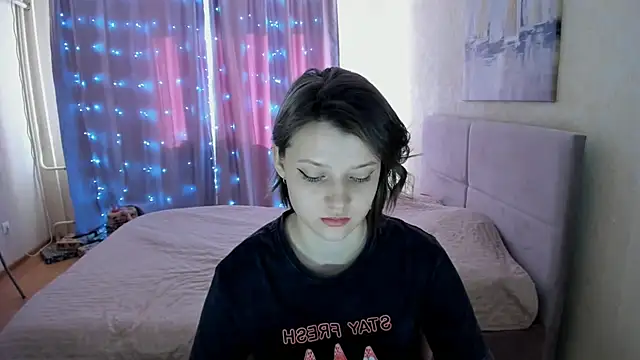 SoniNesti online show from 02/19/25, 11:06