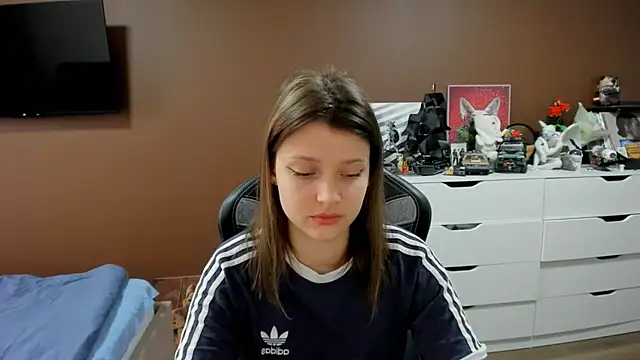 Snapshot of SoniNesti chatting on 07/01/26, 03:56 SoniNesti online show from 07/01/26, 03:56
