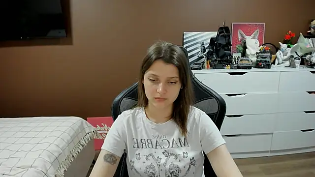 Snapshot of SoniNesti chatting on 07/15/26, 03:50 SoniNesti online show from 07/15/26, 03:50