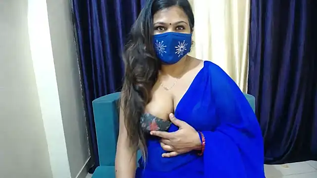 Snapshot of cutee__crazy chatting on 12/26/24, 05:40 cutee  crazy online show from 12/26/24, 05:40