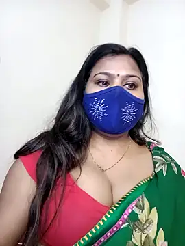 Snapshot of cutee__crazy chatting on 01/20/25, 05:59 cutee  crazy online show from 01/20/25, 05:59