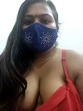 Snapshot of cutee__crazy chatting on 03/05/25, 06:23 cutee  crazy online show from 03/05/25, 06:23