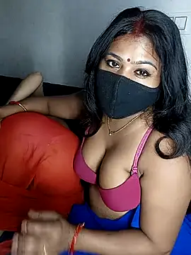 Snapshot of cutee__crazy chatting on 09/11/25, 05:35 cutee  crazy online show from 09/11/25, 05:35