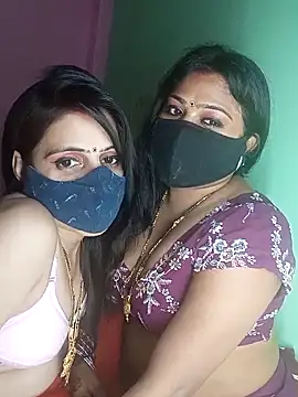 Snapshot of cutee__crazy chatting on 10/10/25, 06:07 cutee  crazy online show from 10/10/25, 06:07