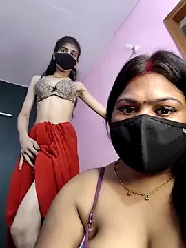 cutee  crazy online show from 04/04/26, 02:03