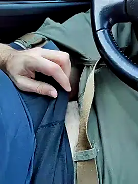 Snapshot of Boring_one chatting on 01/13/25, 07:32 Boring one online show from 01/13/25, 07:32