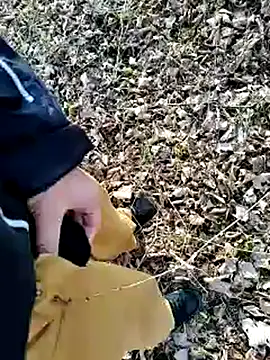 Snapshot of Boring_one chatting on 02/19/25, 02:23 Boring one online show from 02/19/25, 02:23