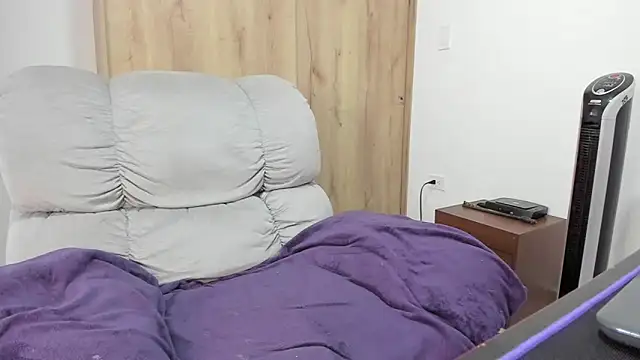 xspecialoomx online show from 04/04/26, 08:50