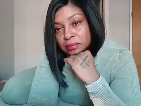 MSweetLindaParks online show from 12/12/24, 05:48
