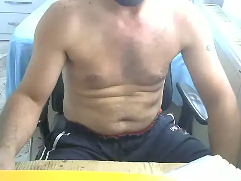 Snapshot of crazybaby5461 chatting on 09/12/25, 12:38 crazybaby5461 online show from 09/12/25, 12:38