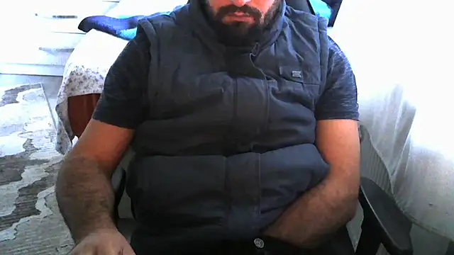 Snapshot of crazybaby5461 chatting on 10/30/25, 02:40 crazybaby5461 online show from 10/30/25, 02:40